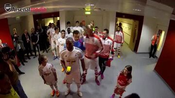 Arsernal vs Swansea: Detrás de cámaras desde el camerino