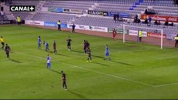 Al Tenerife le basta con una parte para vencer al Sabadell