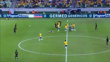 Preocupación por el tobillo de Danilo, lesionado ante México