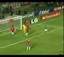 Paredes y Vidal brillaron ante México en el duelo del 2011