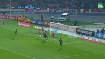 "No sé si Claudio Bravo sea el mejor arquero de América"