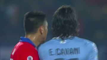 La reacción de Cavani por la que vio la tarjeta