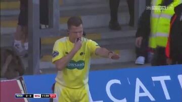 Espectacular try 'maradoniano' en el rugby británico