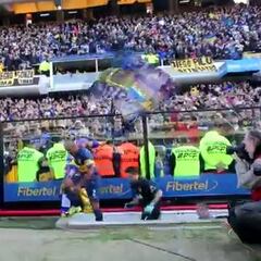 La Bombonera recibió a Carlitos Tévez