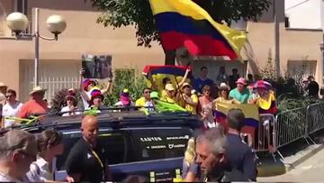 Los colombianos apoyan a Nairo en cada etapa del Tour