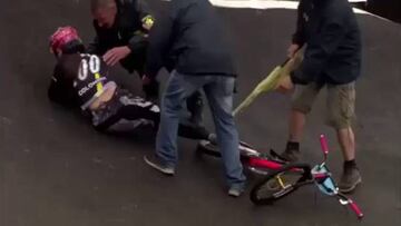 ¡Otra vez! Un empujón sacó de competencia a Pajón