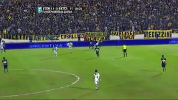 Carlos Tévez retó a compañero por violento foul a rival