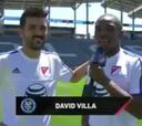 Jugador colombiano de la MLS entrevista a David Villa