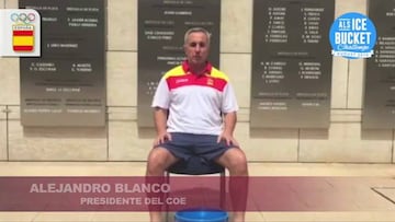 ¡La afición del Livonia Eagles se mojó en cadena por la ELA!