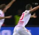 Mathieu pudo ver la roja en la jugada del penalti a Vitolo