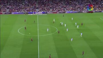 ¡Casi sorprende a Bravo con remate desde su propio campo!