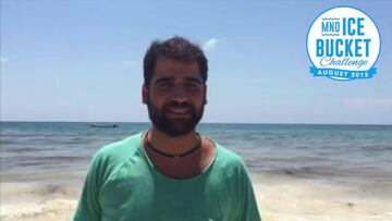 ¡La afición del Livonia Eagles se mojó en cadena por la ELA!