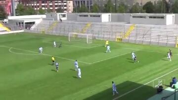 El insólito autogol del que todos hablan en Alemania