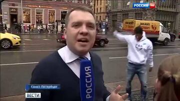 Hulk baila en San Petersburgo y apoya a niño con leucemia