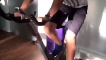 Elkin Soto con más fuerza: se recupera haciendo bicicleta