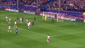 El Benfica asalta el Calderón ante un Atlético frágil