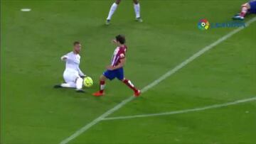 Keylor Navas paró un penalti y arregló el error de Sergio Ramos