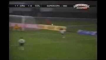 ¡Hace 22 años Ronaldo le hizo un triplete a Colo Colo!
