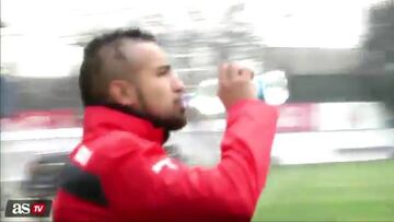 El físico de Vidal y Alexis aguantó y estarán ante Perú