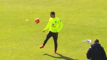 Así fue la 'triste' práctica de Brasil tras caer ante la Roja
