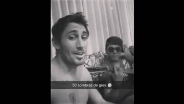 'Araña' Olivares y su último hit musical: 50 sombras de Grey