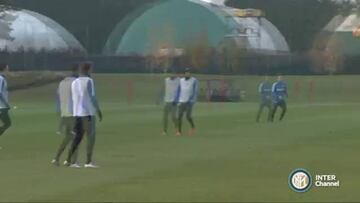 Brillante asistencia de Gary en la última práctica del Inter