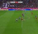 Genial asistencia de Javi Martínez en el segundo gol