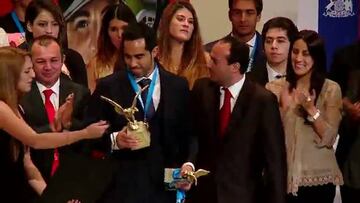 Bravo corona su mejor año y es elegido Mejor de los Mejores