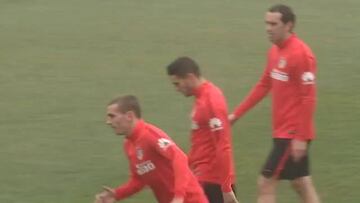 La 'entradita' de Griezmann al hijo pequeño de Simeone