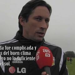 Schmidt: "Para el Bayer, Chicharito es un jugador top"
