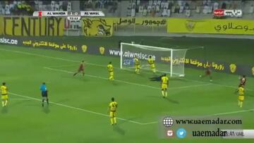 Jorge Valdivia se vistió de '9' y metió a su equipo en la final