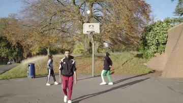 La patada que es hazmerreír en Europa y los videos más vistos