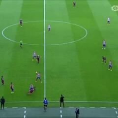 Rojas por terrible plancha de Filipe y dura entrada de Godín