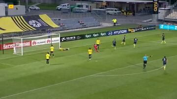 Luis García sigue brillando: golazo de tacón en Australia