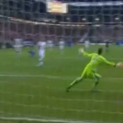 ¡Qué dos ocasiones falló Diego Costa! Ni él mismo se lo creía