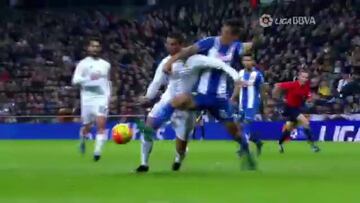 Así fue el polémico penal de Enzo Roco a Cristiano Ronaldo