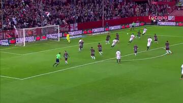 Los goles con que Sevilla humilló al Celta de los chilenos