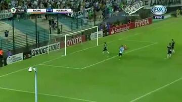 ¡Grosero error de la defensa de Puebla y golazo de Racing!