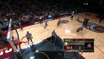 ¡Klay batió a Curry con 27pts!