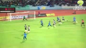 Golpe en sus 'partes' a un árbitro y los videos más vistos