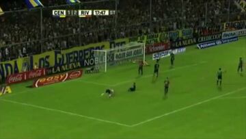 Pizzi ya quiso a Larrondo cuando era técnico de León