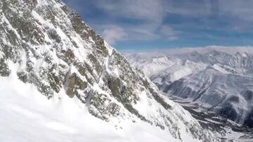 Las Yamaha de Lorenzo y Rossi pasean por la nieve