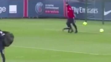 El regate con el que fue humillado Ibra y lo más visto