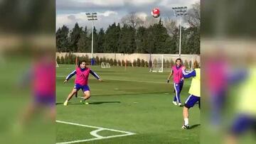 Falcao alegre e inspirado en su puesta a punto