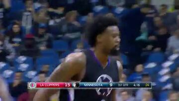 Los Clippers arrasan a los Wolves en un mal día de Ricky