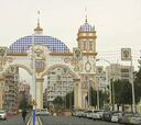 Sevilla se prepara ya para la Feria de Abril 2016