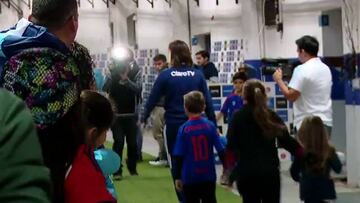 Beccacece no se despegó de sus hijas tras el triunfo azul