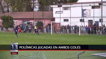 Los 2 polémicos goles en el vibrante Santa Cruz - SAU