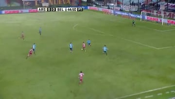 Pepe Rojas enloqueci¨® a los relatores con este gran quite