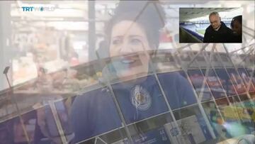 Emotional Ranieri watches tributes from Leicester fans